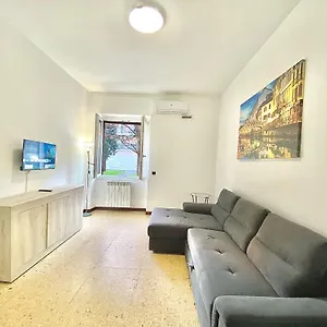 https://famagosta-home-navigli-style-accanto-a-metropolitana.it-lombardy.com